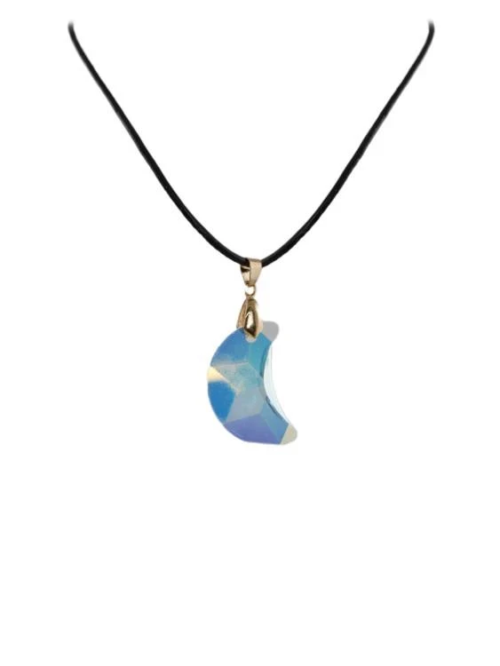 колие с камъни swarovski