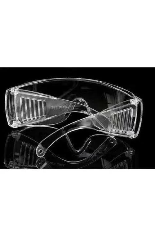 Стилни, дизайнерски предпазни очила