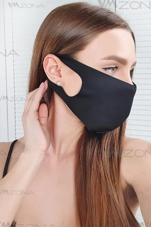 Дизайнерски моден аксесоар , изработен от ултра тънък неопрен , подходяща материя за летните месеци.