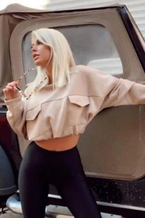 Dámska krátka blúzka