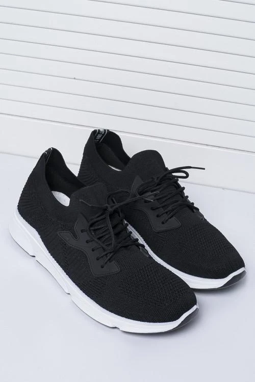 Мъжки маратонки с връзки