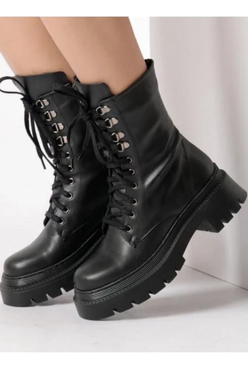 Дамски боти