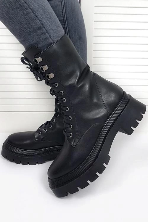 Дамски боти