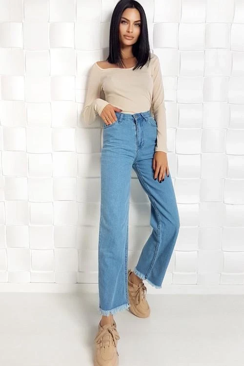 Dámske džínsy s voľným strihom