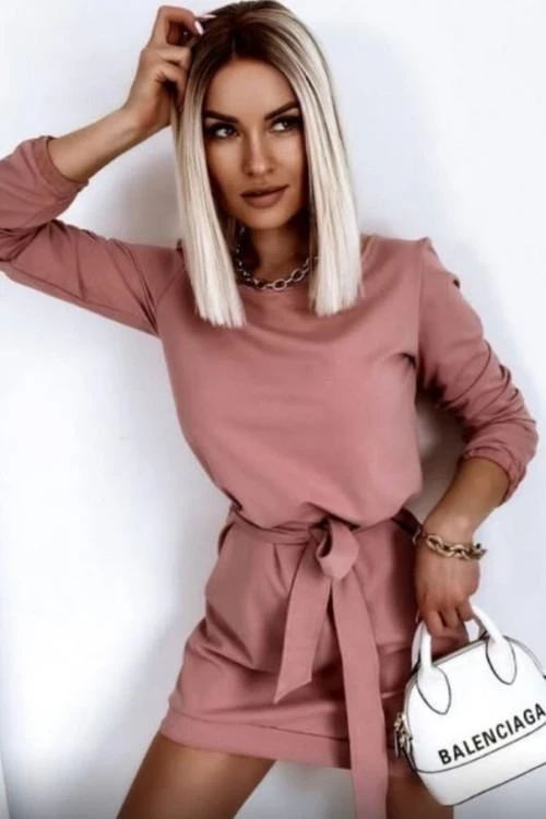 Дамска рокля с дълъг ръкав