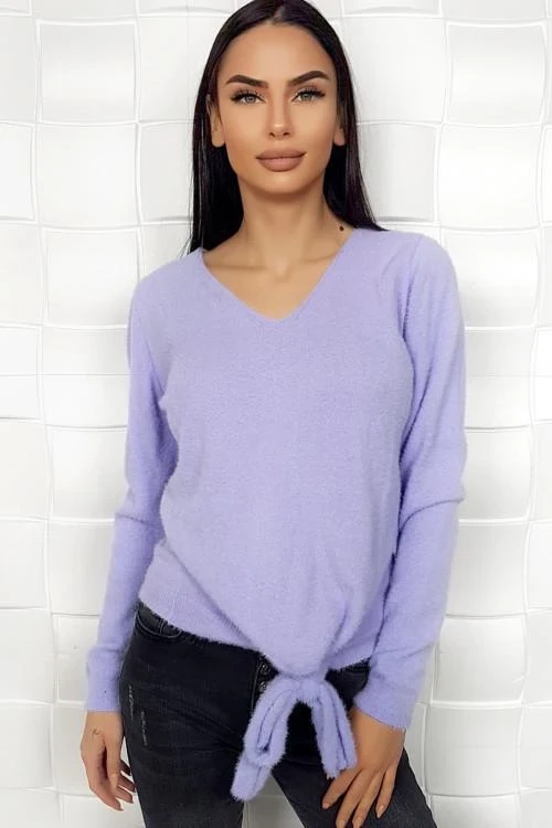 Дамски пуловер с акцент отпред 