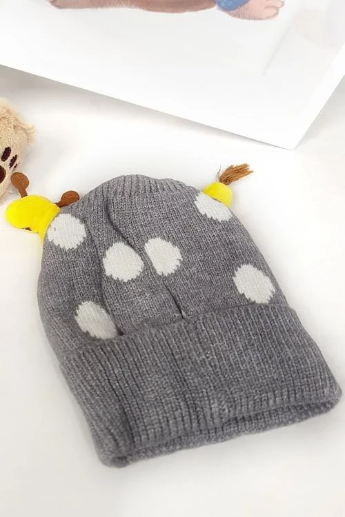 Детска шапка за момичета от 6 до 12м