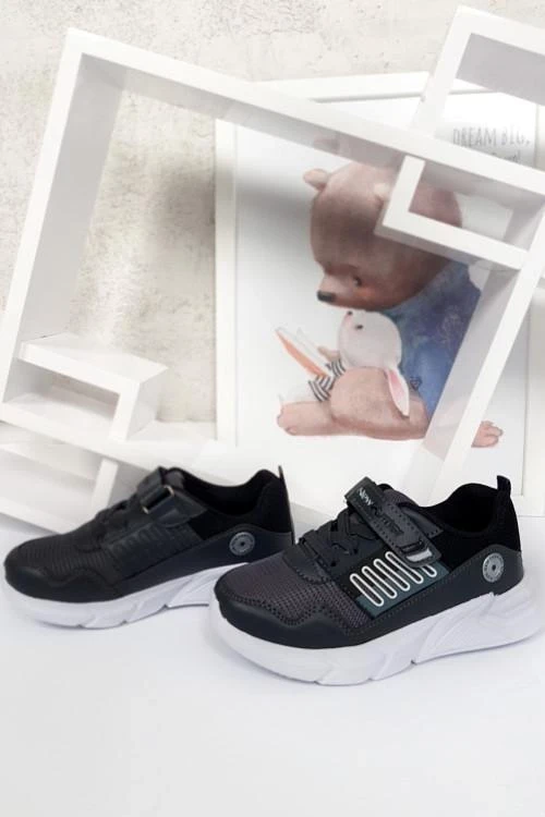 Παιδικά αθλητικά παπούτσια για αγόρια από 31 έως 35 νούμερο