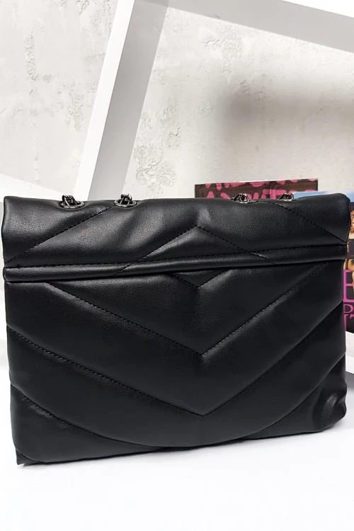 Дамска чанта с дълга дръжка