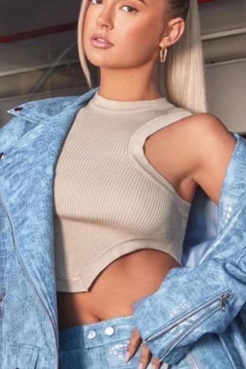 Γυναικείο κοντό τοπ