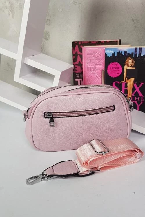 Дамска чанта от кожа