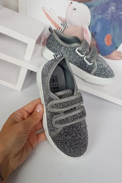 Tenisky, tenisky a gumáky