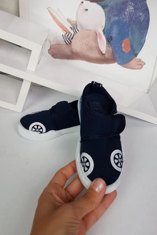 Cipők, tornacipők és gumicsizmák