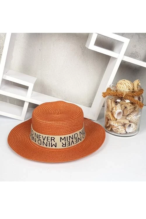 Дамска лятна шапка