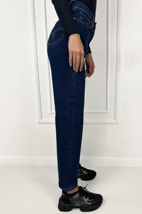 Дамски прави дънки