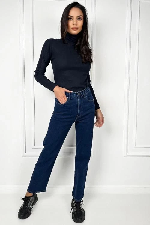 Дамски прави дънки