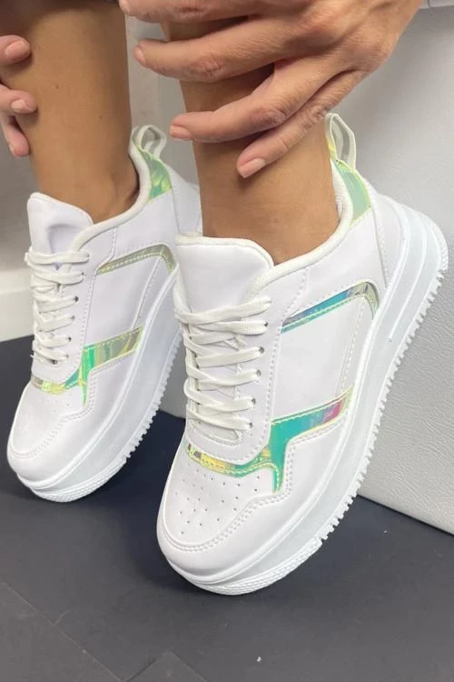 Дамски кецове