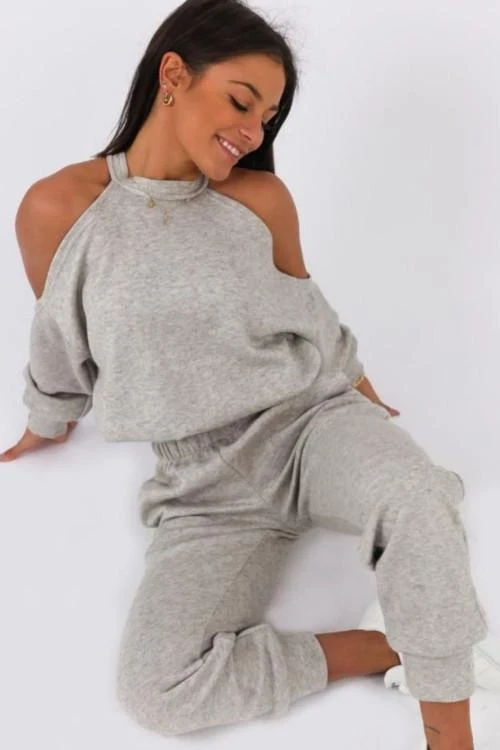 Γυναικείο σετ με ανοιχτούς ώμους