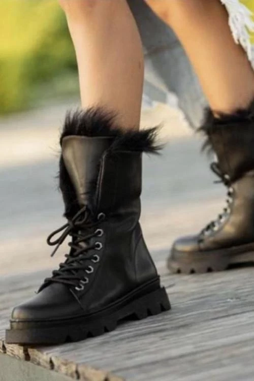 Дамски боти с пух