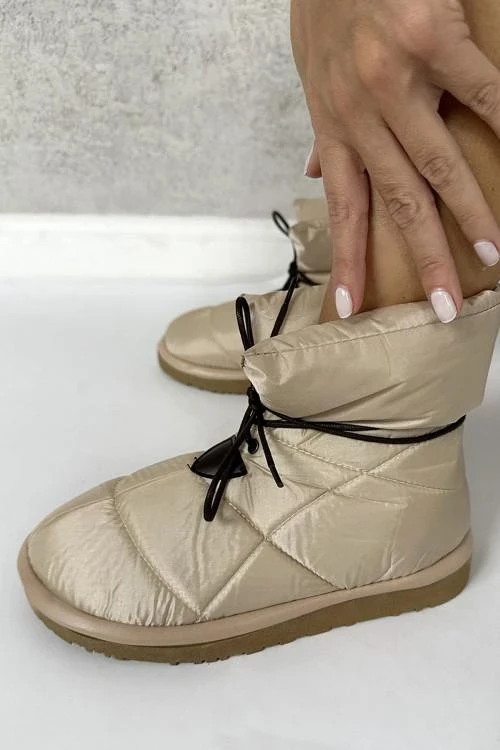 Дамски боти с връзки