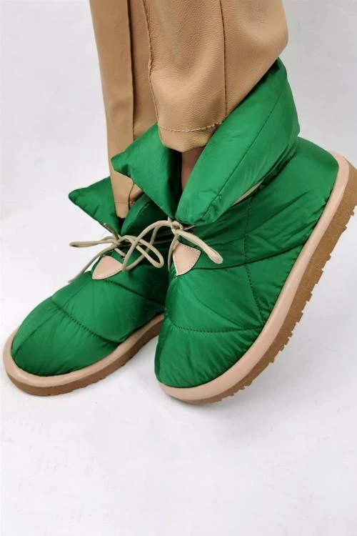 Дамски боти с връзки