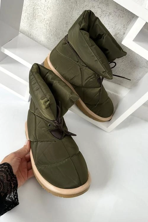 Дамски боти с връзки