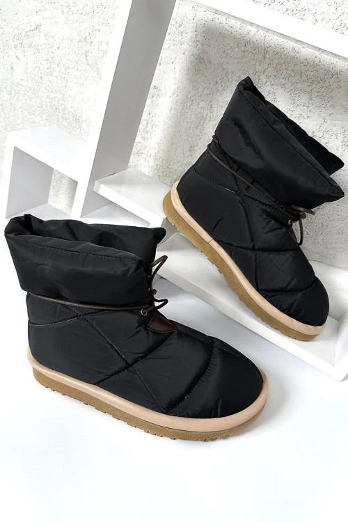 Дамски боти с връзки