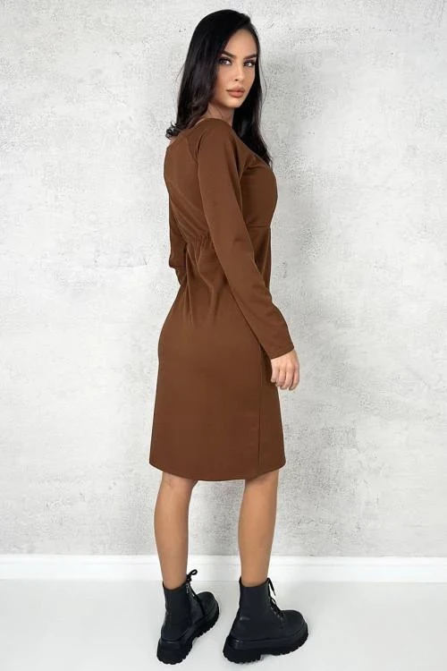 Дамска елегантна рокля с копчета и цепка