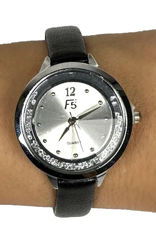 Дамски  часовник с каишка от еко кожа