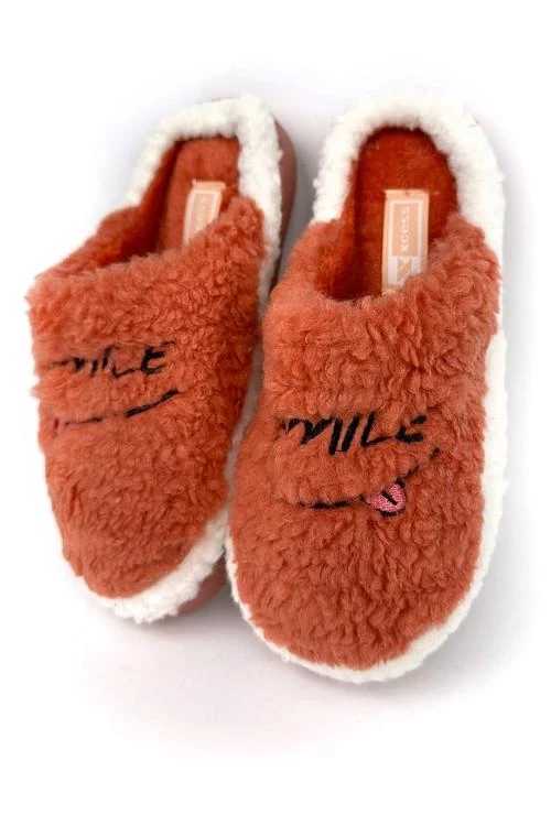 Дамски пантофи с надпис