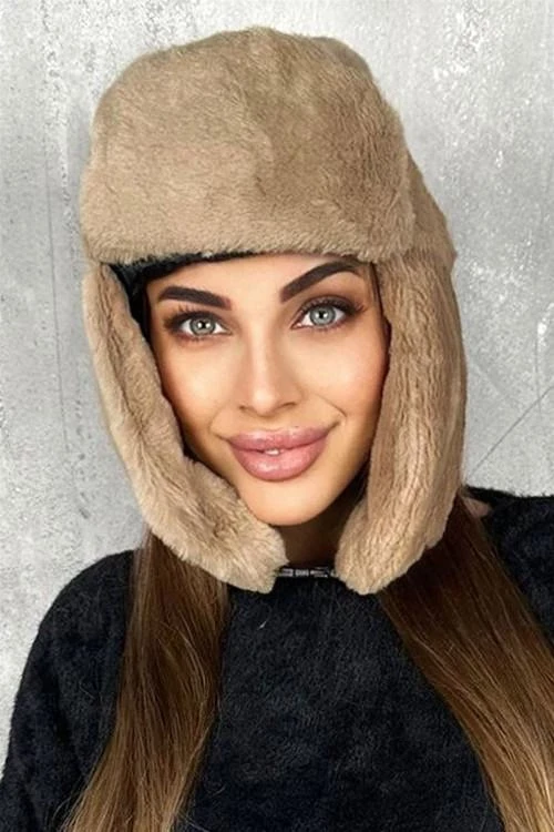 Зимна шапка тип ушанка